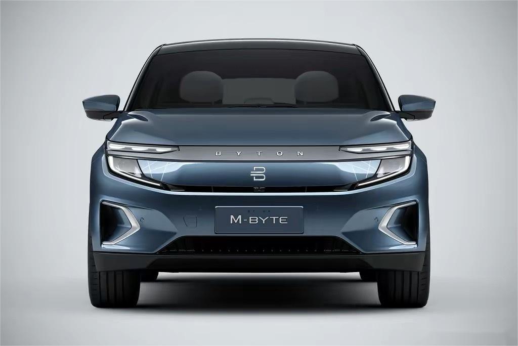 角子機：拜騰汽車衰亡史：生於富貴，死於內鬭